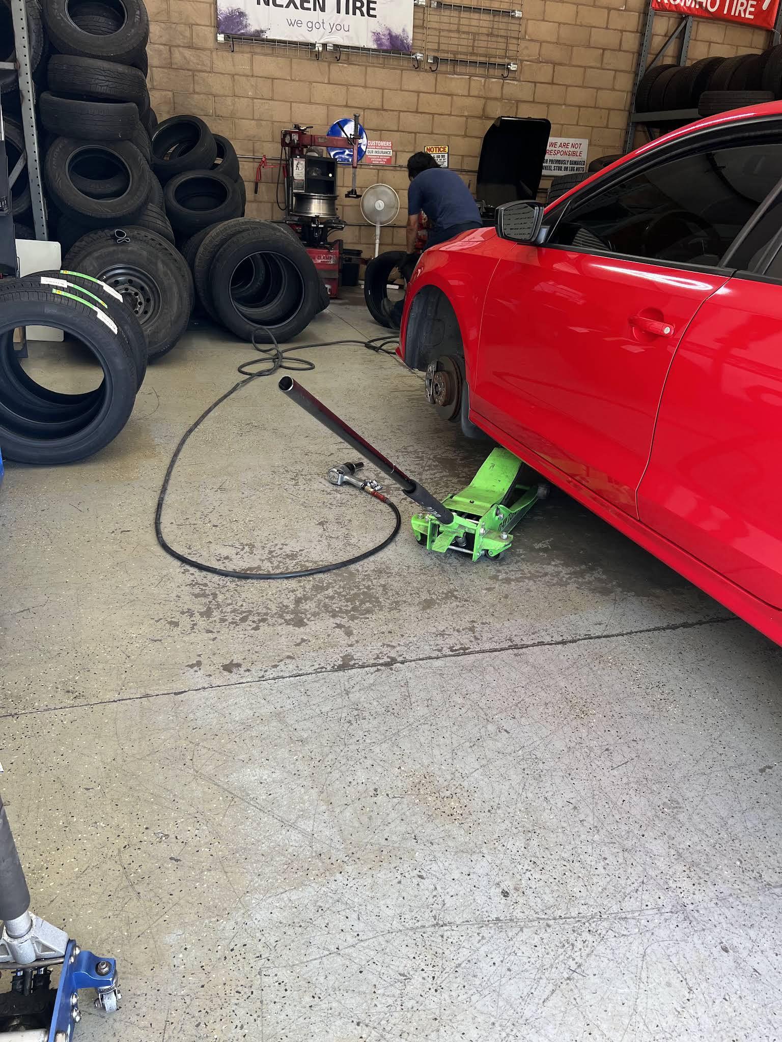 Mechanic changing a tire